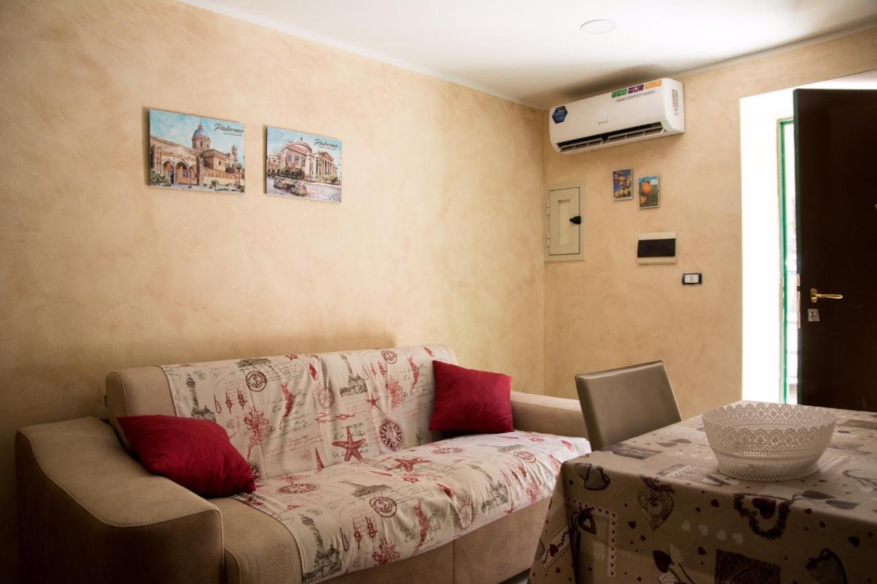 パレルモCasa Assisiアパートメント エクステリア 写真